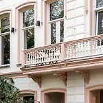 Spinoza Bed & Breakfast 4*