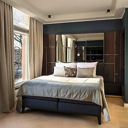 فندق مبيت وإفطار Spinoza 4*