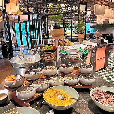 Spinoza فندق مبيت وإفطار 4*