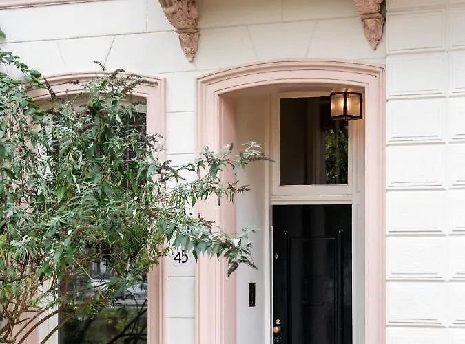 Spinoza Couette-café 4*